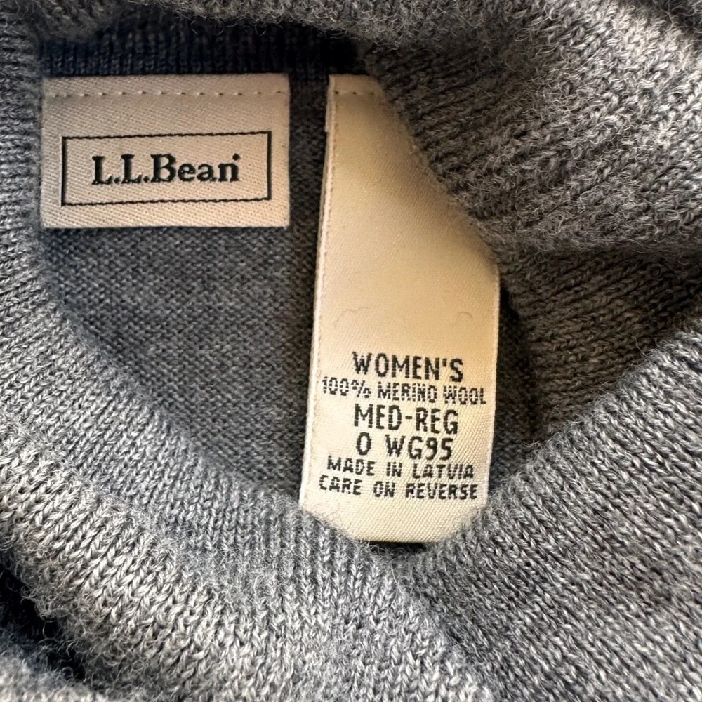 LL Bean Turtleneck Sweater Women Medium Grey Merino Wool Good Long Sleeve Knit